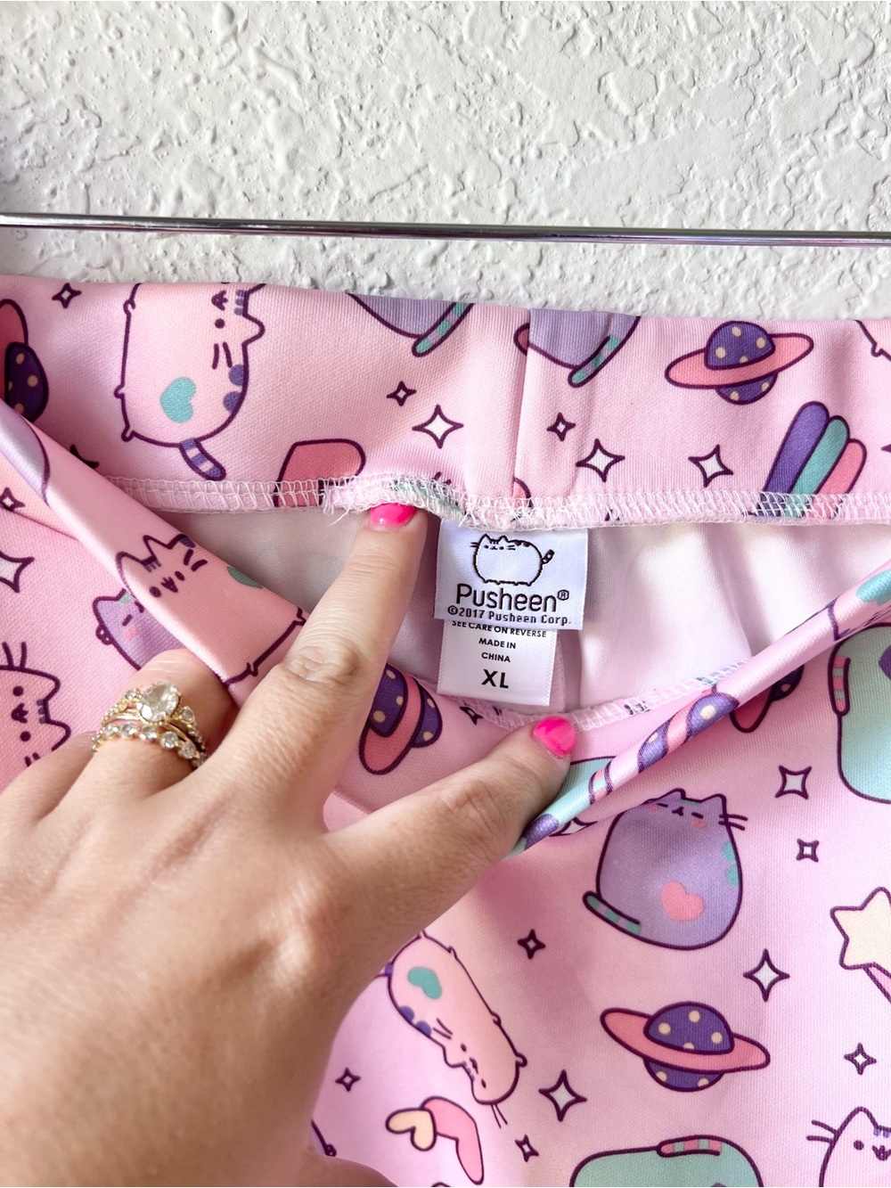 Hot Topic Pusheen Pink Space Skater Skirt Sz XL - Picture 4 of 5
